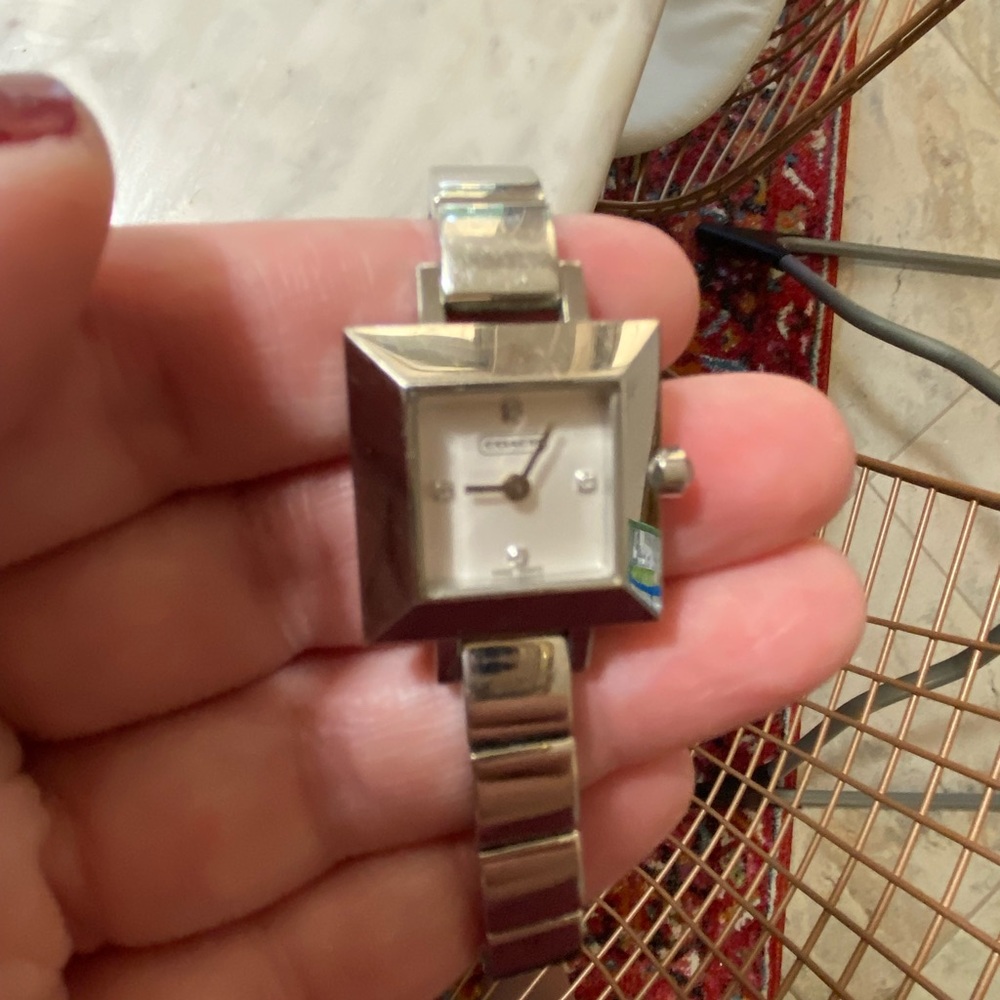 Coach Watch - Picture 1 of 4